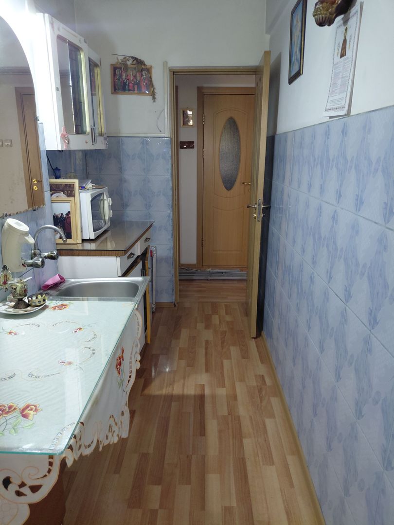 ⭐ OCAZIE în Micro 19! Apartament 2 Camere, Decomandat, Etaj 3/10 - Poză 15