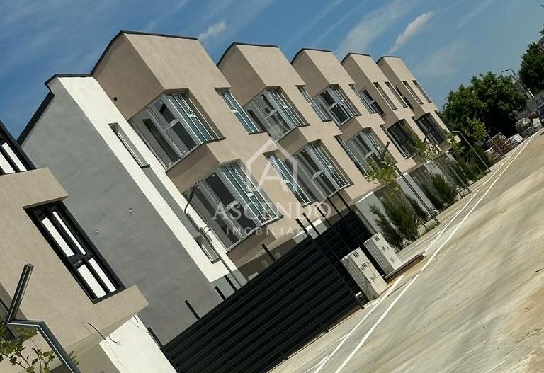 Casa noua insiruita 4 camere Chiajna, 142 mp, 2 parcari, curte - Poză 11