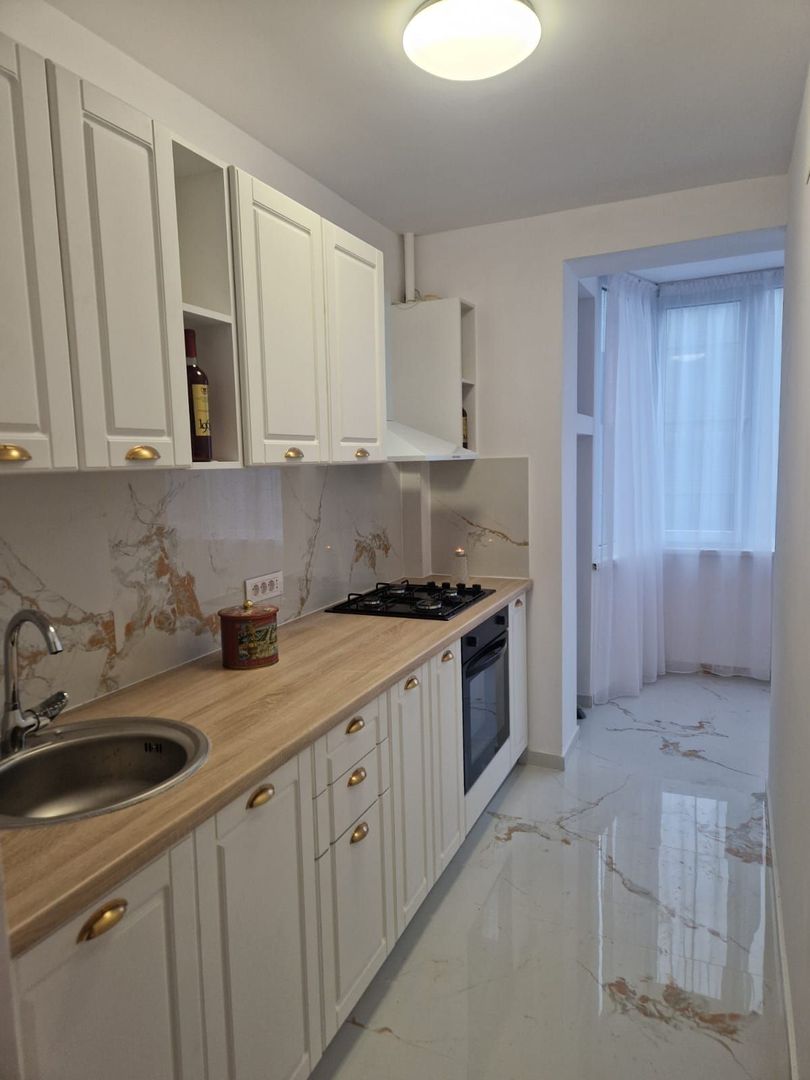 Apartament 2 camere de vanzare - Poză 1