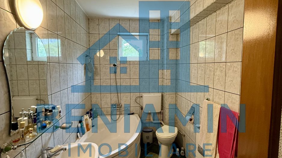 Casa spatioasa - D+P+1+M - 226mp - Bibescu - 1Mai - Poză 11
