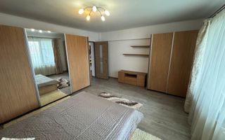 Apartament de 3 camere, 68mp, zona strazii Decebal - Poză 8