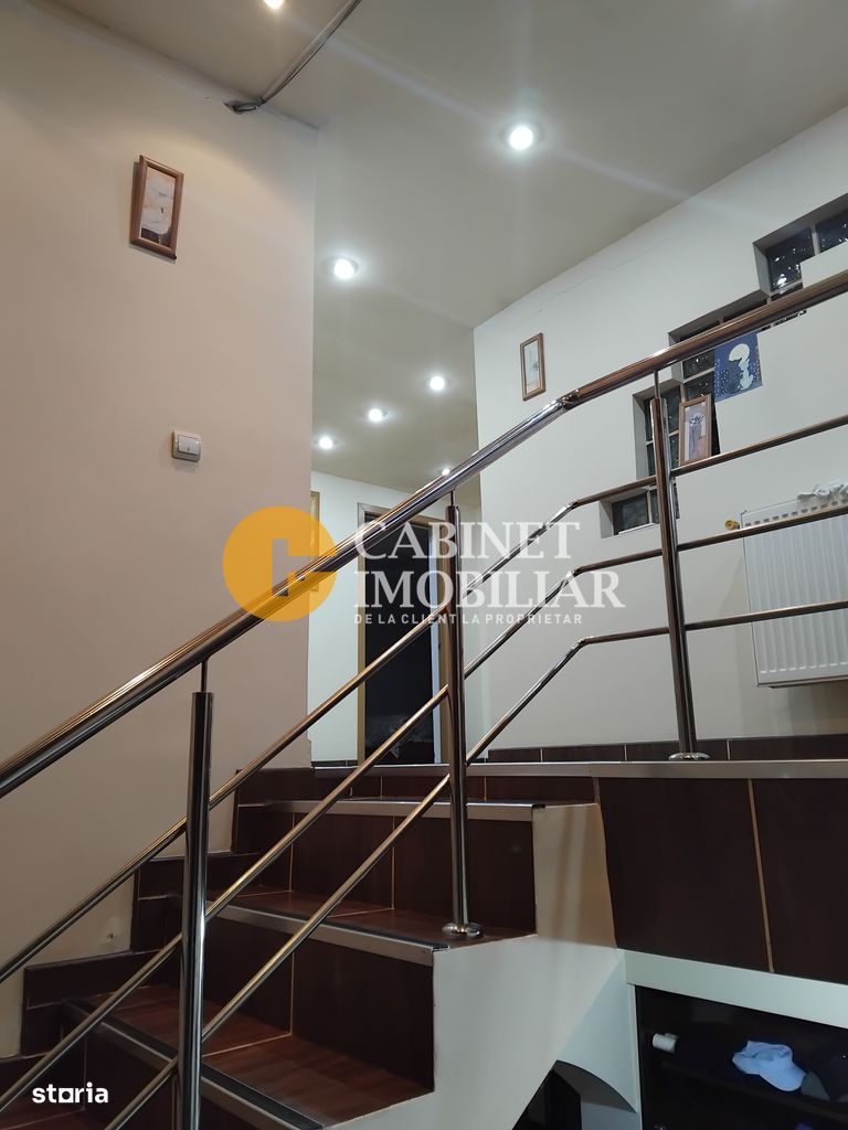 Vila 214mp, in Miroslava,zona 0,in centru la 200 m de Family Market! - Poză 9