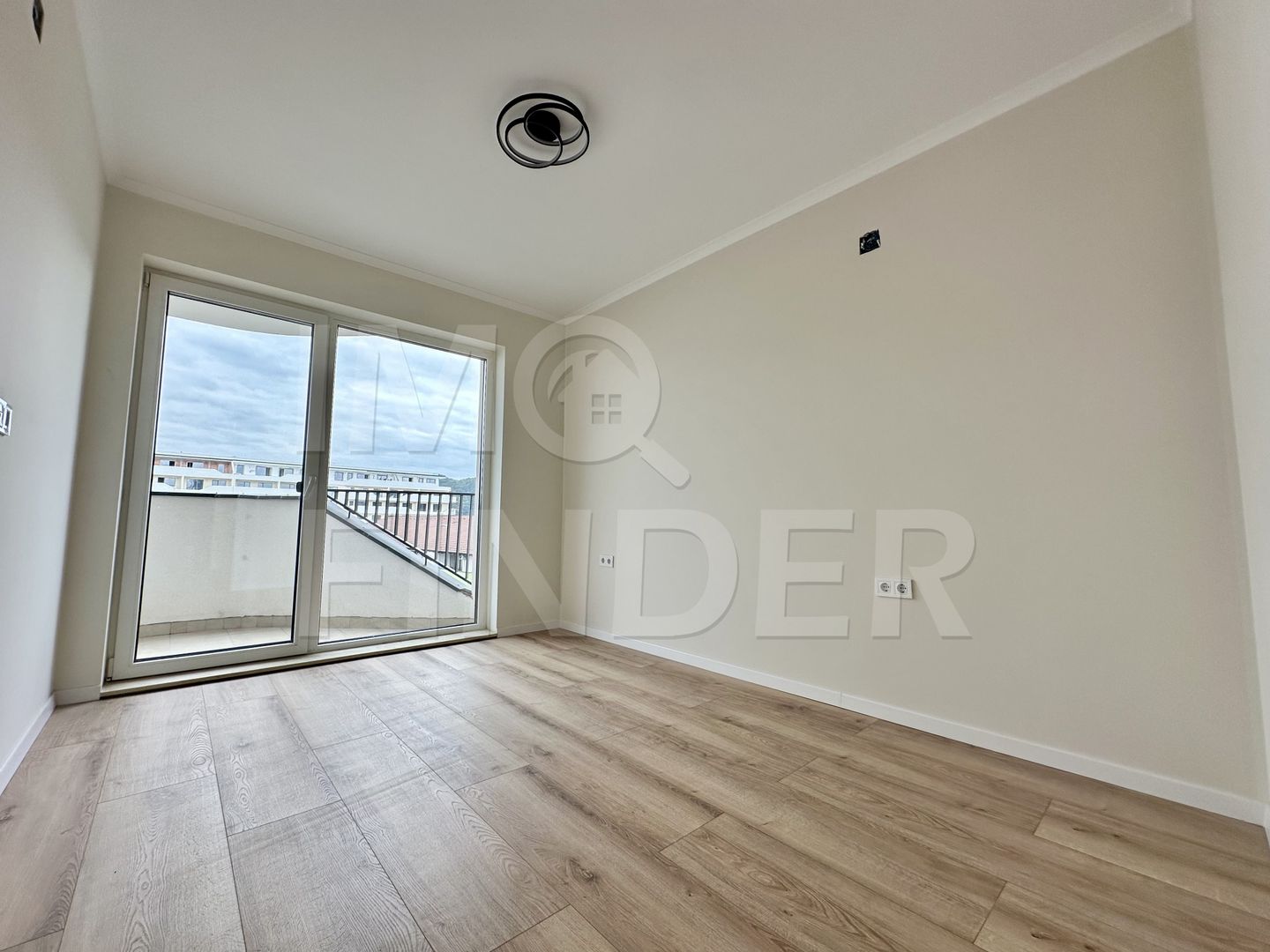 Vanzare 2 camere Floresti, IMOBIL PREMIUM, zona centrala cu CF - Poză 8