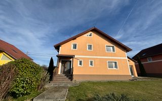 VILA 5 CAMERE,TEREN 560 MP, CAMPULUNG, ARGES - Poză 30