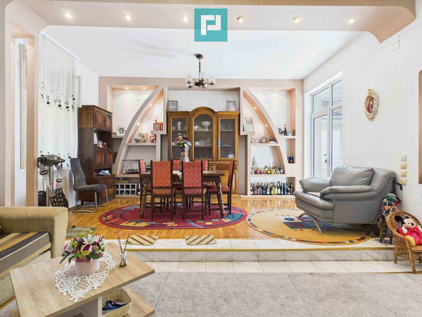 Casă cu piscină și teren generos, Sântana - Poză 12