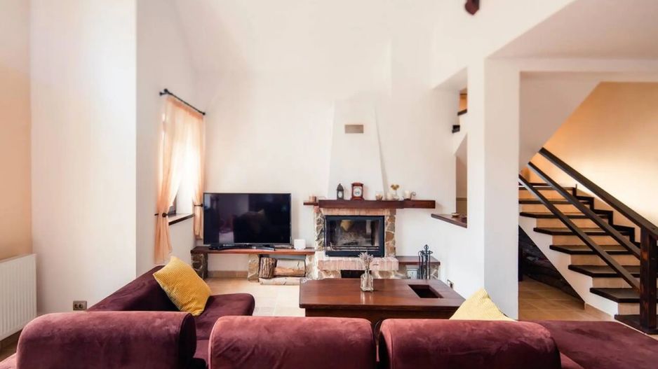 Investitie Valiug lacul Gozna Casa utilata 5 camere parau padure - Poză 11