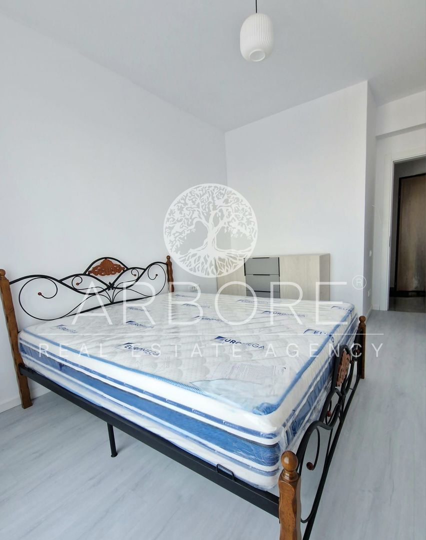 Apartament de lux cu terasa, complet utilat - Poză 4