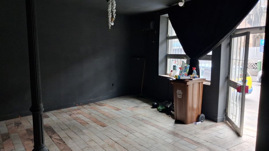 BRASADAS inchiriaza spatiu comercial stradal cu 3 intrari. - Poză 3