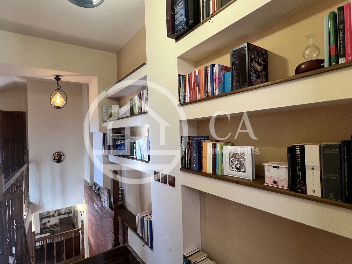 Casa cu 5 camere de vânzare in zona Centrala, Oradea - Poză 13