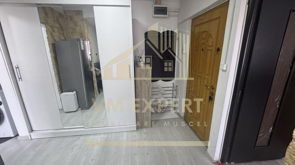 APARTAMENT 2 CAMERE ETAJ 4 CAMPULUNG GRUI - Poză 7