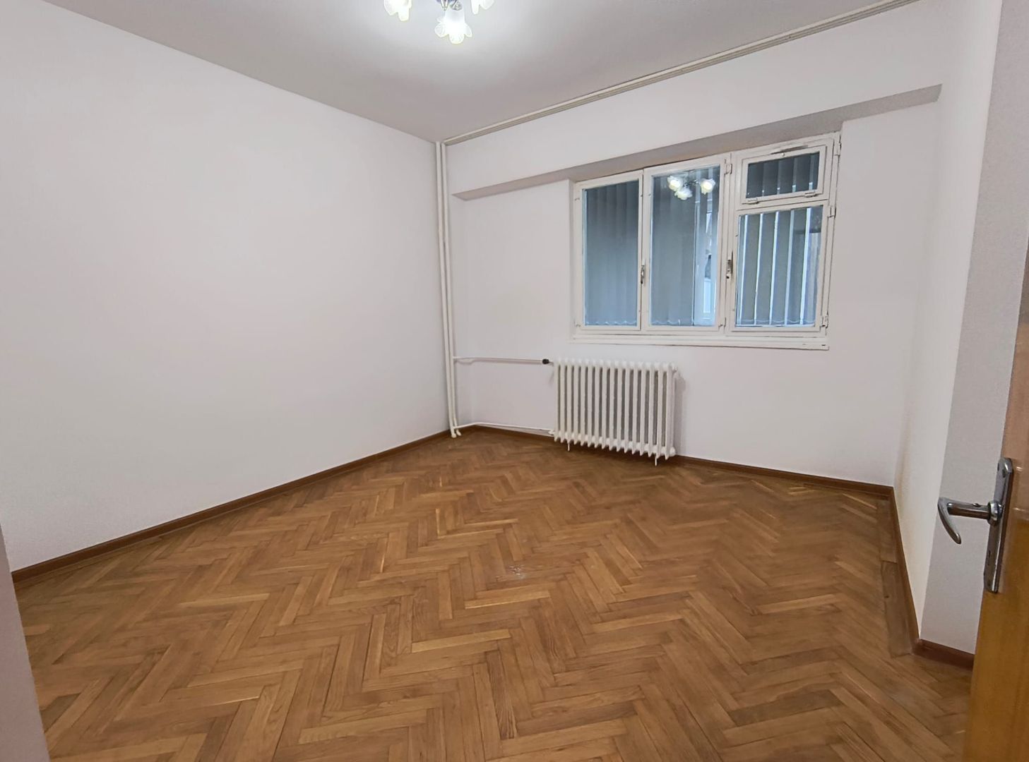 Ion Mihalache- Radu Boiangiu- Apartament 2 camere - Poză 7