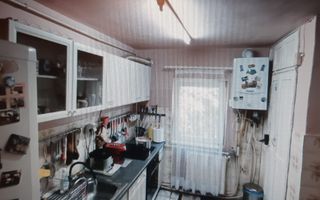 Ag EUROPA vinde apt. cu 3 camere la etajul 4 in Micro 16. - Poză 6