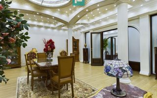 Vilă luxoasă în Serbia - Poză 16