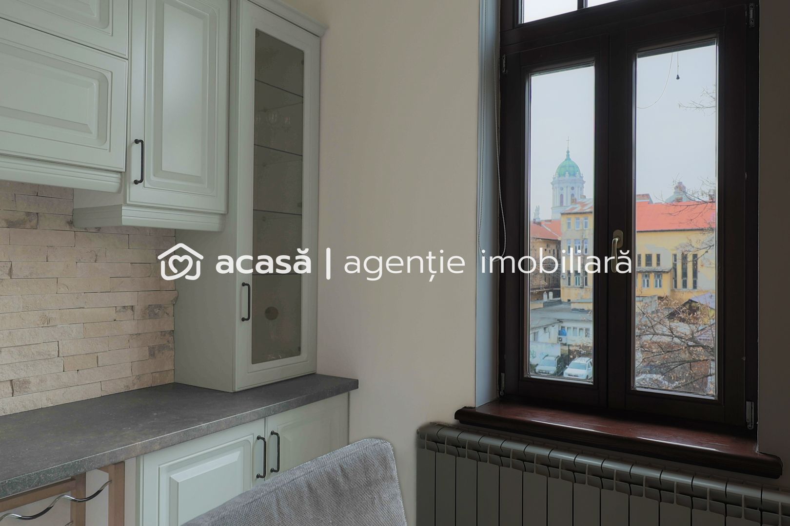 Apartament unic în Arad – Ultracentral, liniște, priveliște superbă - Poză 13