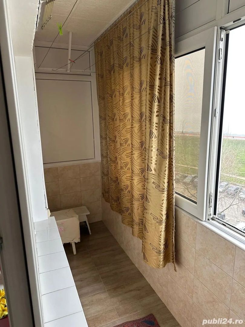 Ap de vânzare 3 camere Crangasi - Poză 2