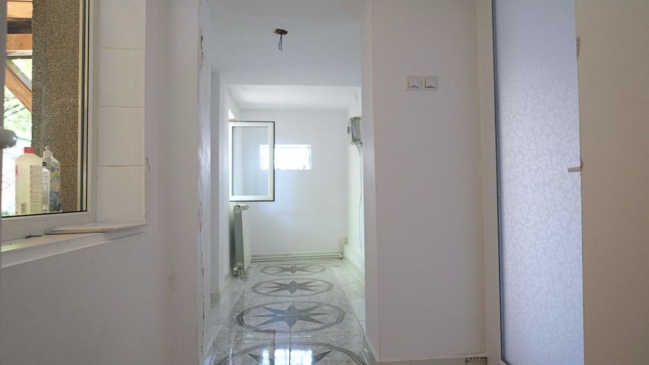 LACUL TEI - Tei Toboc, imobil teren 200 mp. plus casa din caramida - Poză 3