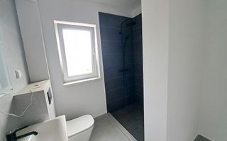 Apartament Sibiu 4 camere, 2 bai NOU lift si parcare - Poză 4