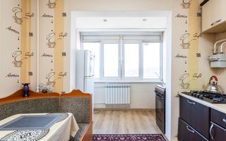 Vânzare, apartament, 2 camere, str. Nicolae Milescu Spătarul, Ciocana - Poză 2