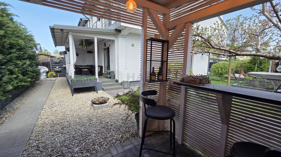 Casă modernă de vânzare în Tunari – Jacuzzi | Foisor | Panouri fotovoltaice - Poză 15