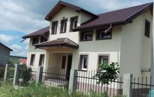 Casă nouă de închiriat la intrare în Lețcani, Iași