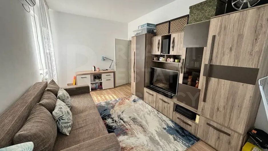 Vânzare, apartament, 2 camere, zona Drumul Taberei, București - Poză 1