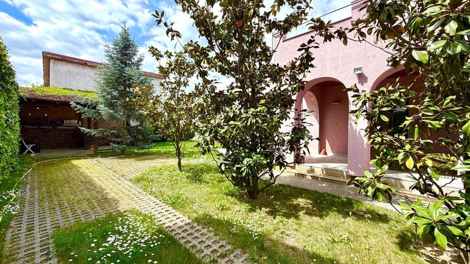 Vila cu 4 camere cu lift, jacuzzi și terasă panoramică tip penthouse - Poză 16