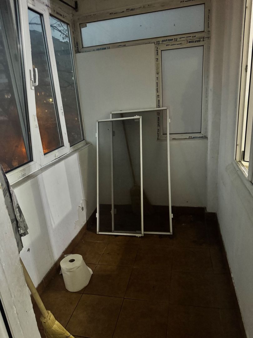 Apartament 2 camere decomandat Drumul Taberei Metrou la 2 minute - Poză 4