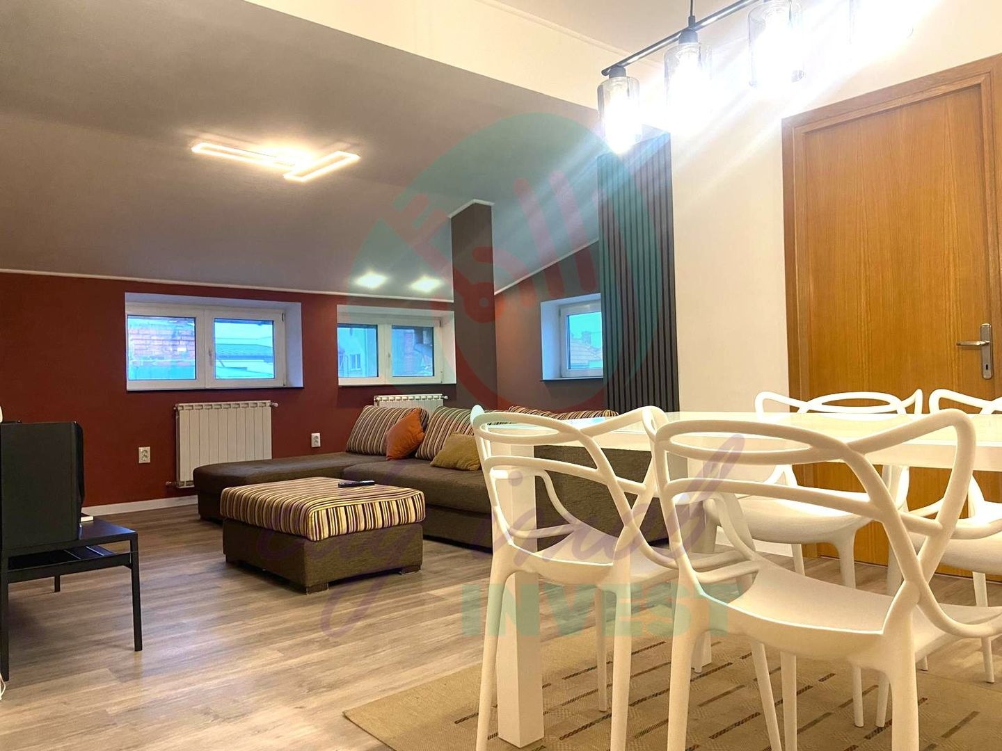 Apartament  3 CAMERE in bloc boutique-CENTRALA PROPRIE-80 mp - Poză 1