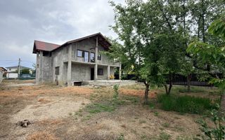 Casa sptioasa cu potential real in Maracineni la 5 pasi de Pitesti-Arges! - Poză 14