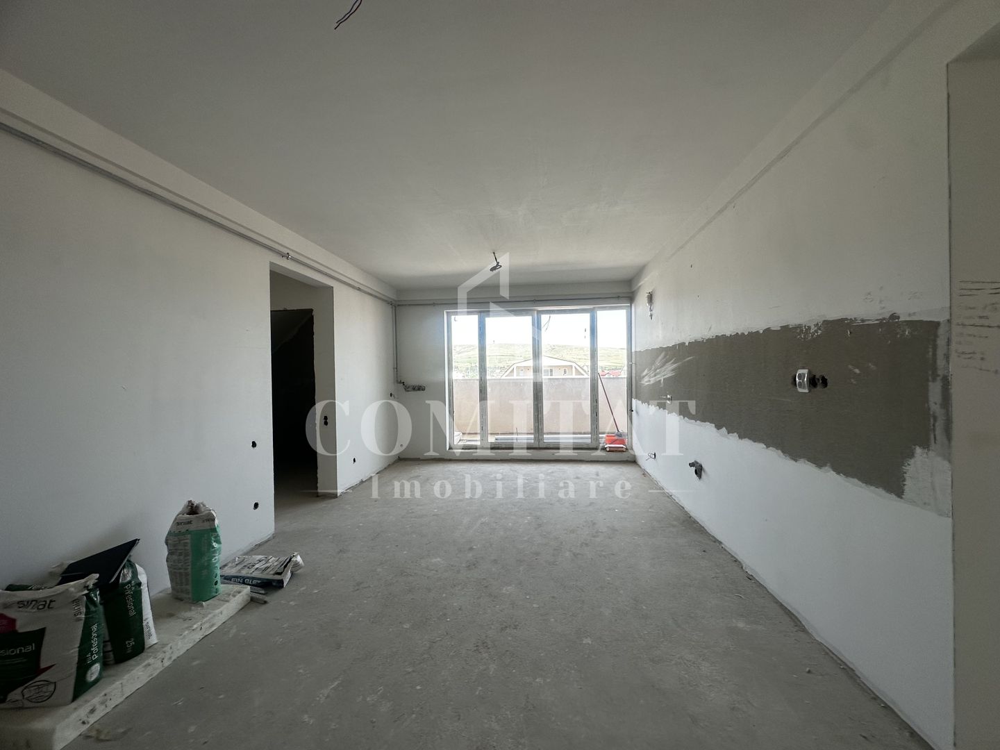 Apartament 4 camere | Bloc nou | Zona Str Cetatii - Floresti - Poză 1