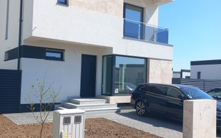 Vanzare Vila P+1 în cartier select - Poză 5