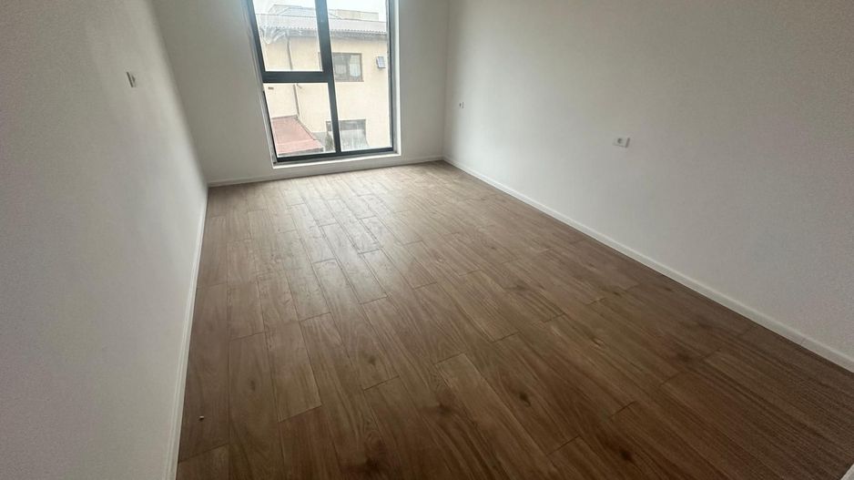CASA TIP DUPLEX, 4 CAMERE, TOATE UTILITATILE, TEREN 245 MP, COMIS 0% - Poză 7