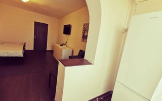 APARTAMENT 1 CAMERA - Poză 3