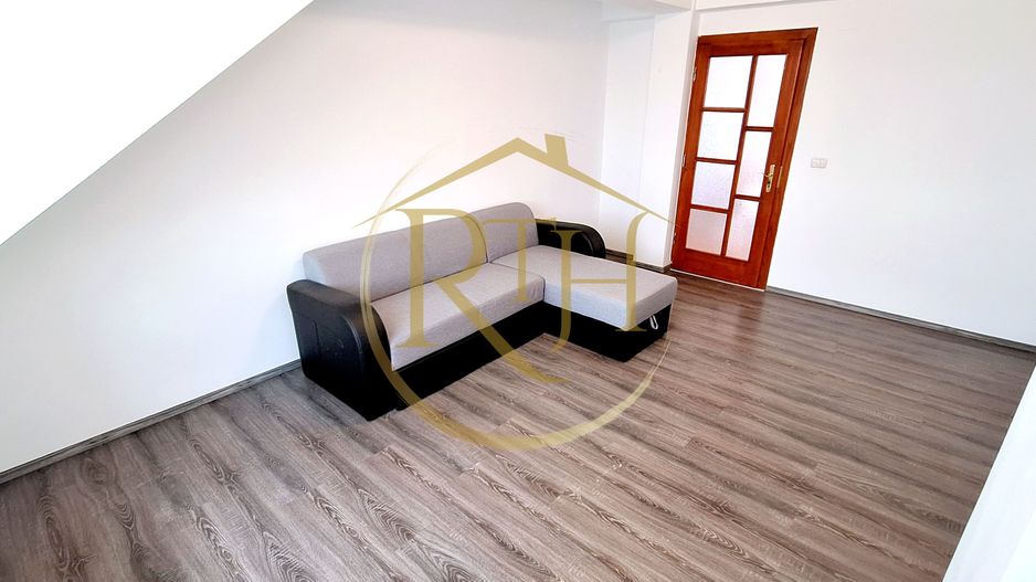 Oferim spre inchiriere, Apartament spatios, 4 camere, pentru locuit sau Firme - Poză 5