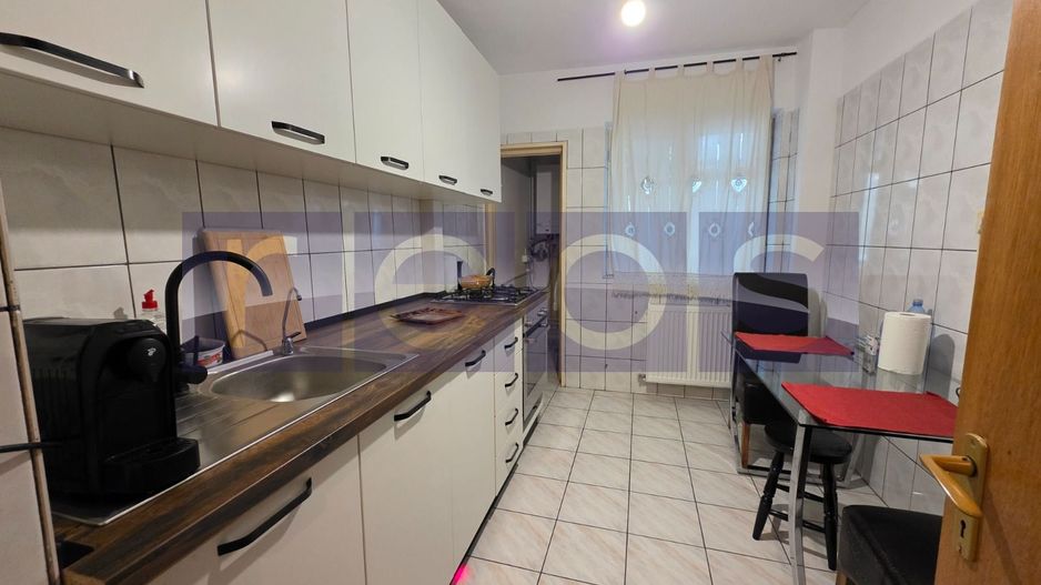 VANZARE 4 CAMERE DECOMANDAT -CRANGASI - Poză 9