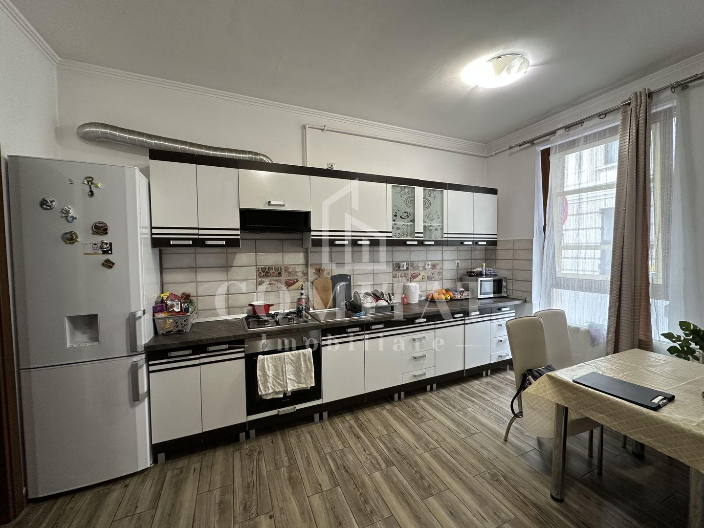 Casa cu 2 apartamente | Ultracentral | Zona Palatul Urania - Poză 11