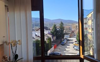 Vand apartament cu 2 camere - Poză 3