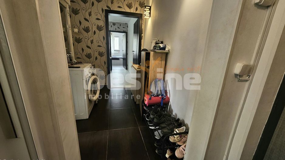 De vanzare Apartament 4 camere, Zona Inel 2 - Poză 3
