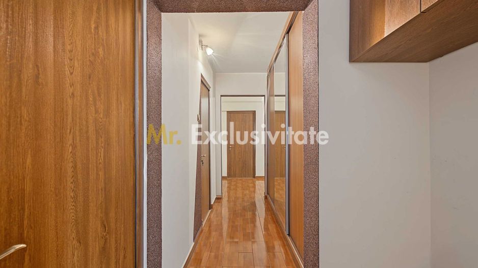 Apartament cu 3 camere decomandat etaj intermediar - Poză 12