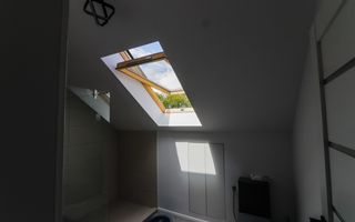 VILĂ MODERNĂ DE LUX CU PISCINĂ, FOTOVOLTAICE ȘI FOIȘOR – BREAZA - Poză 37