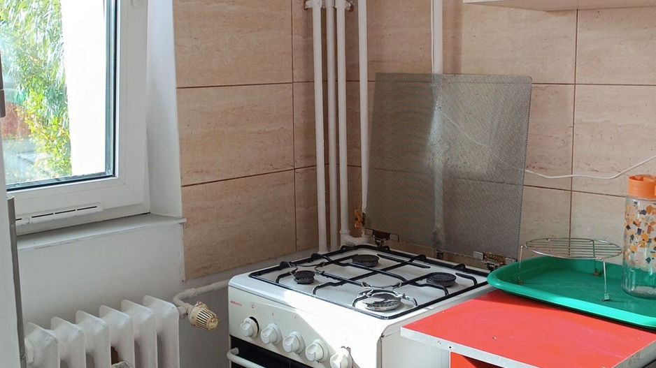 AP. 2 CAMERE- APARATORI, PET-FRIENDLY, BUCATARIE INCHISA, METROU - Poză 4