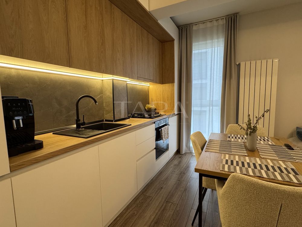 Apartament cu 2 camere de vânzare - Zona Străzii Paris. - Poză 2