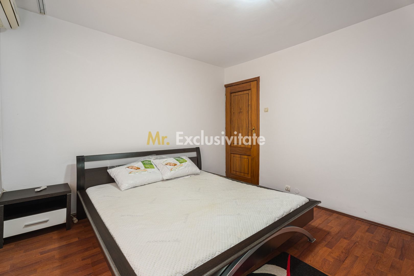 4 camere cu boiler, 13 Septembrie - Poză 3