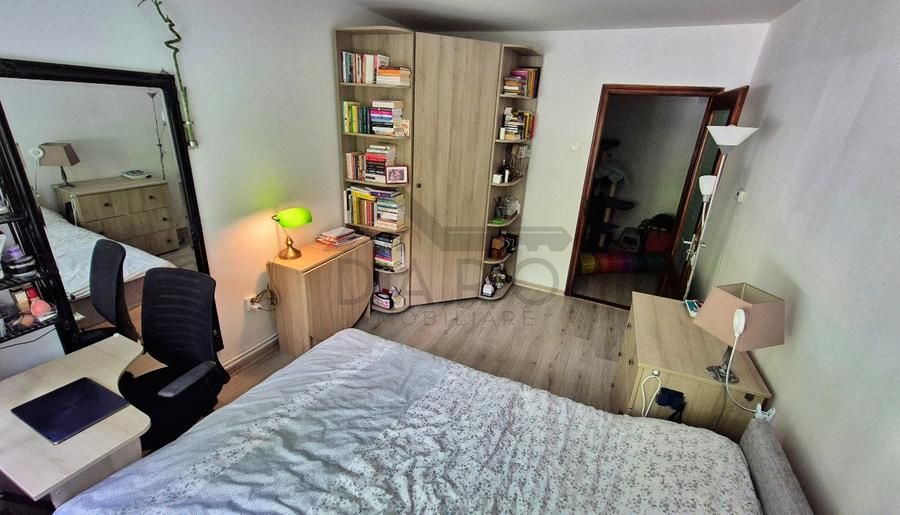 2 camere decomandate , in Aleea Carpati , zona linistita. - Poză 1