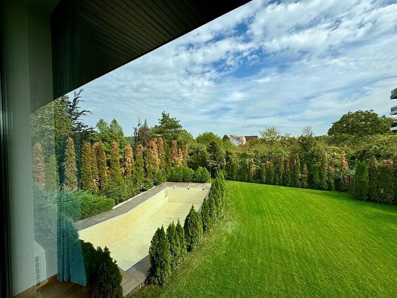 Vila lux de vanzare in cel mai dorit complex din Erou Iancu Nicolae-locatie rara - Poză 15