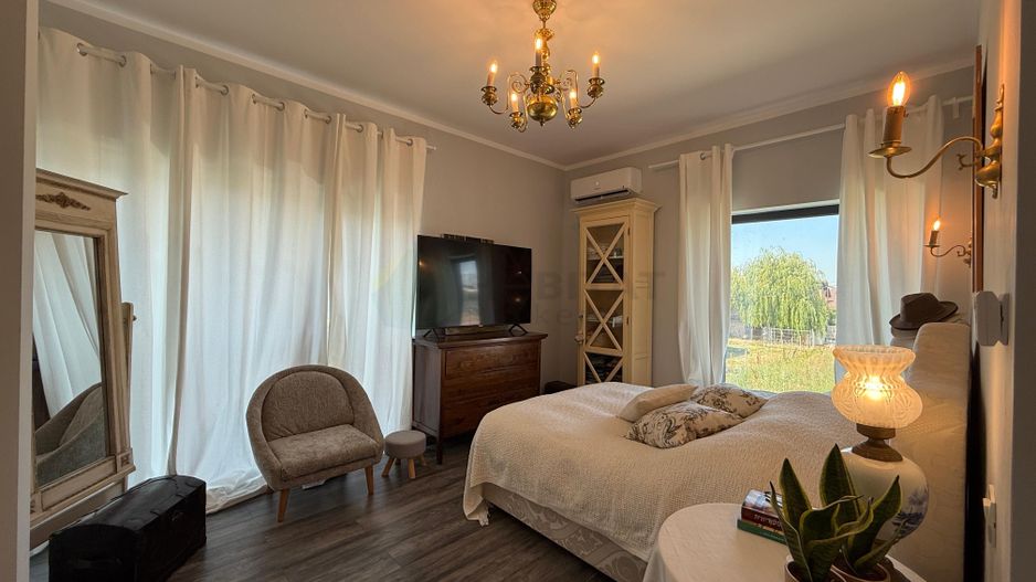 Vila 4 camere, curte amenajata | Strada Petre Ispirescu - Poză 1