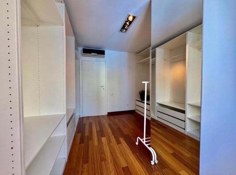 Apartament de 3 camere, mobilat de lux, disponibil imediat pentru inchiriere - Poză 8