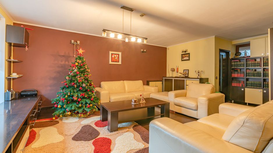 Casa individuala in Dambul Morii cu vedere spre Piatra Mare - Poză 7