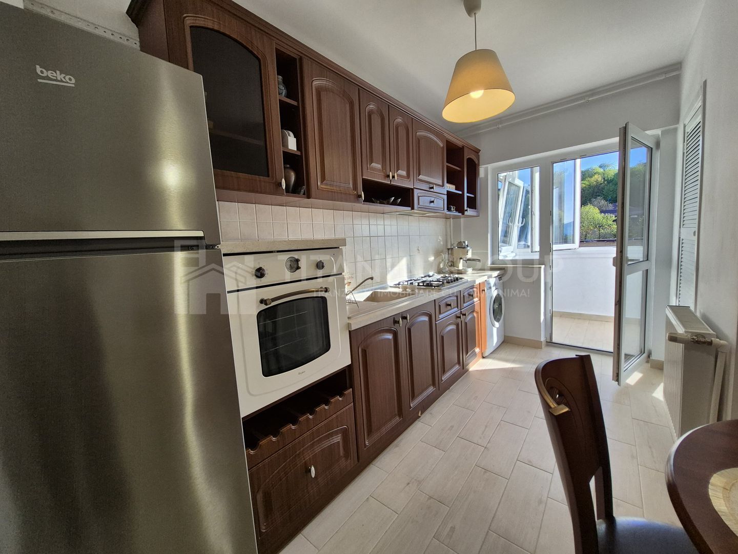 Apartament decomndat spațios | 2 Camere |  Griviței | Parcare | Priveliște Tampa - Poză 3