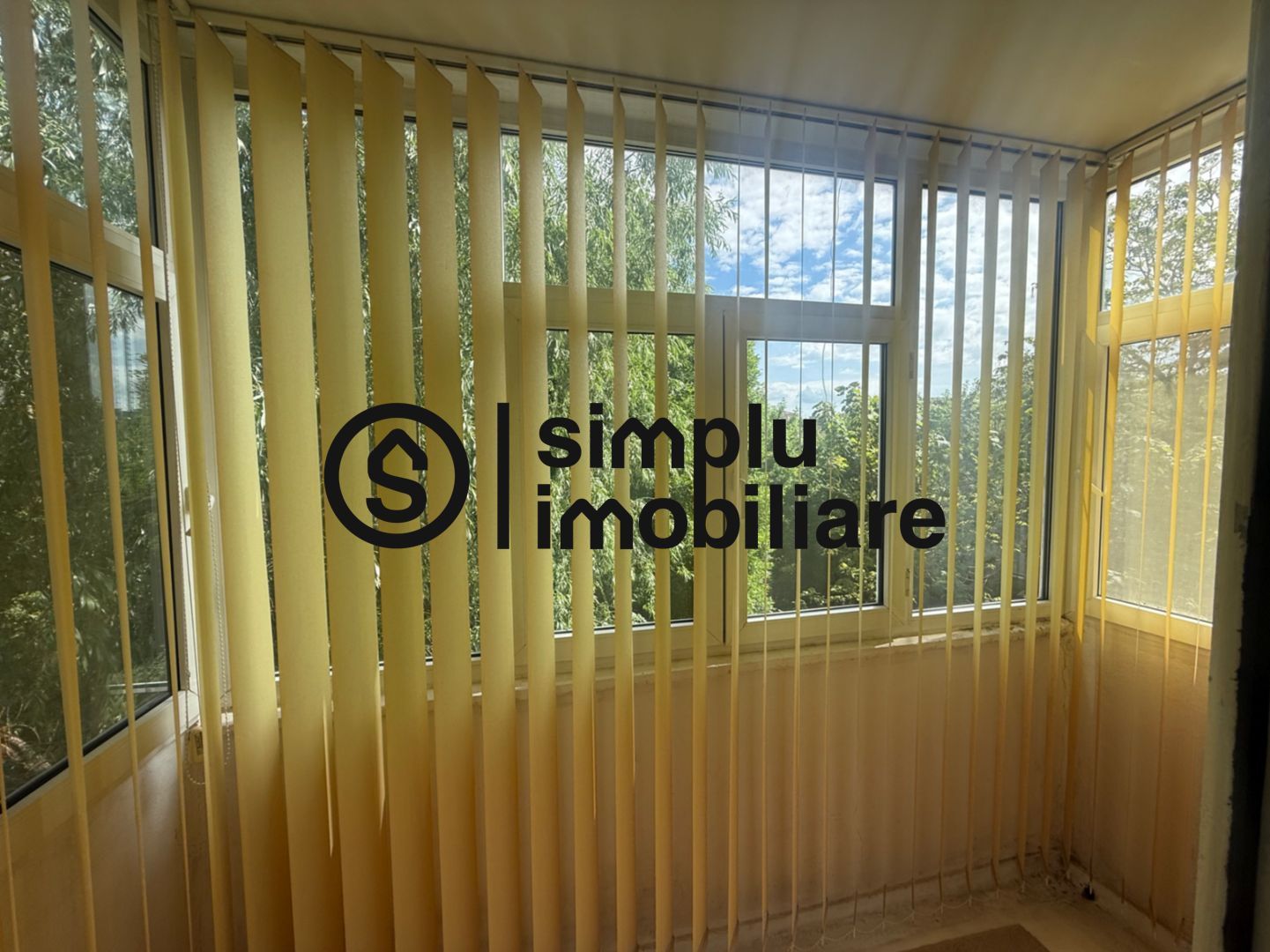2 camere, et 3/4, centrala, Titulescu - 115 000 Euro - Poză 11